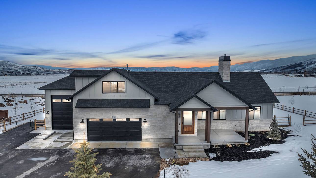 Hart Crossing - Exterior & Interior Design