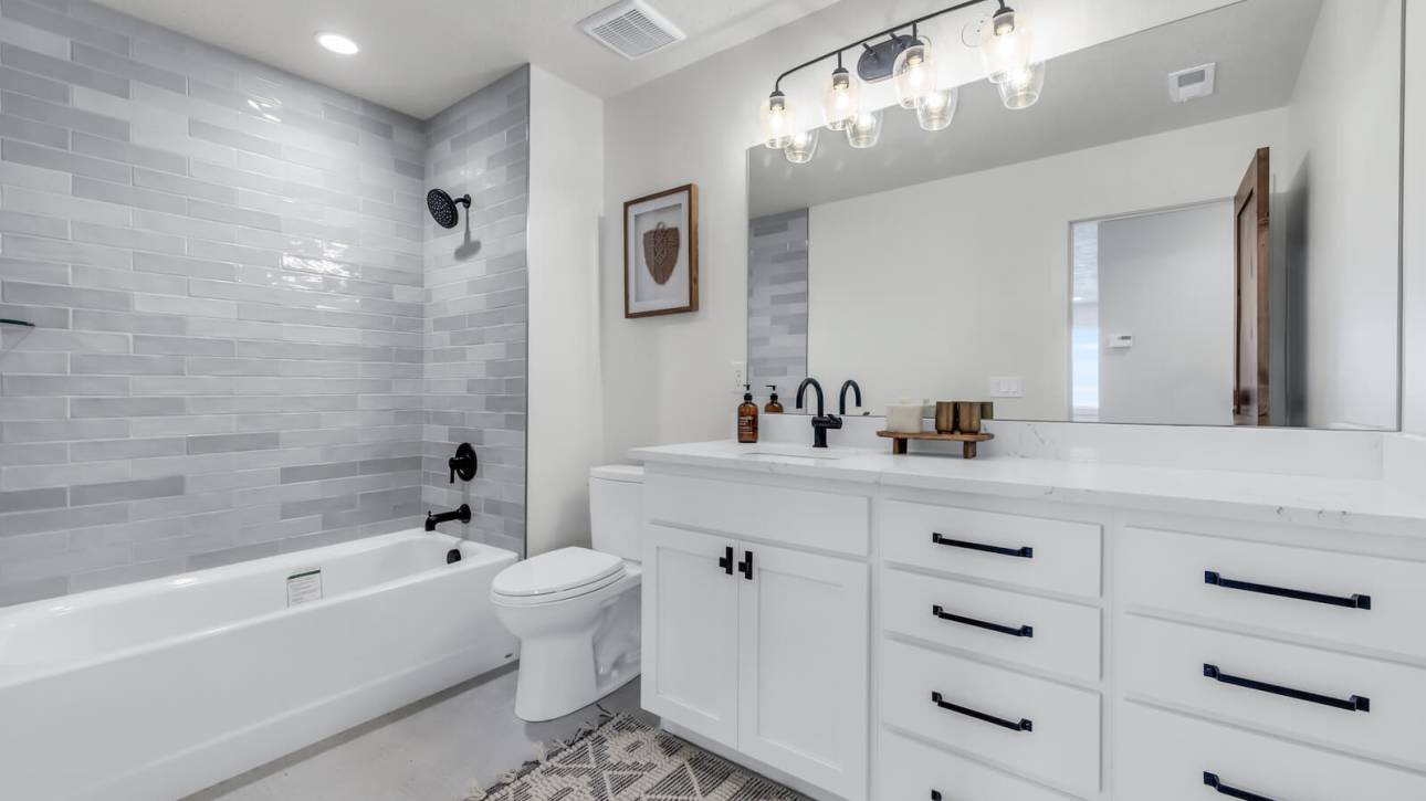 Hart Crossing - Exterior & Interior Design